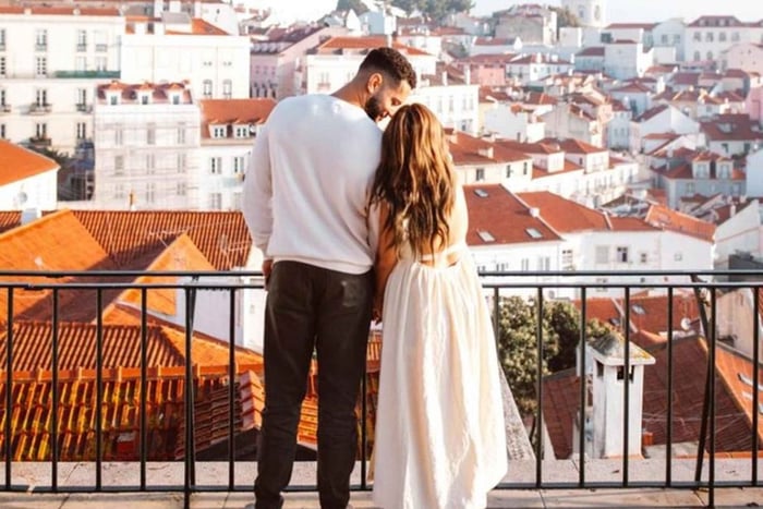 Lisbon Instagram tour with a private photographer