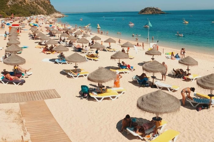 Kayak Snorkeling & Beach Lounge/Pick-Up Available