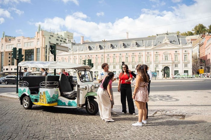 Lisbon on a Tuk Tuk Tour: History & Viewpoints