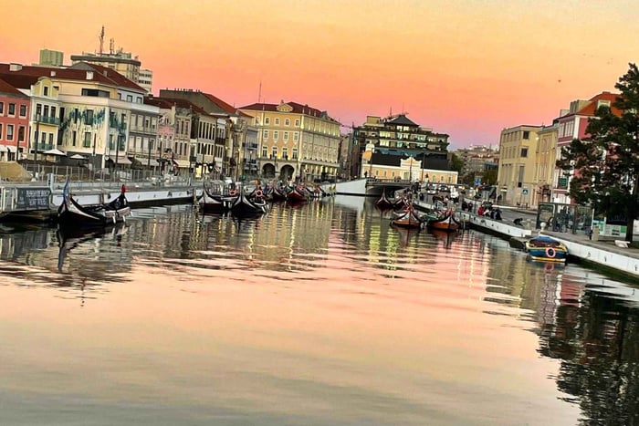 Private Transfer to Porto with stops until 3 cities