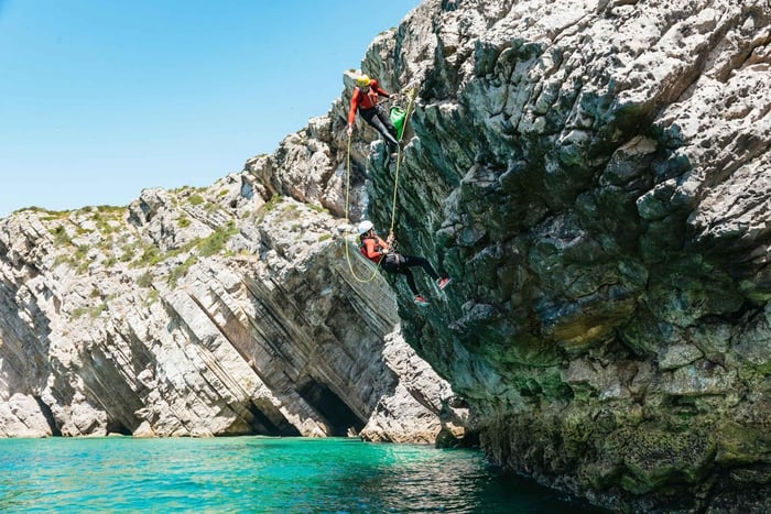 Sesimbra/Arrábida Natural Park Coasteering Adventure