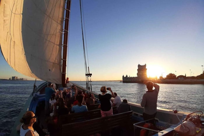 Lisbon Traditional Boats - Sunset Cruise with White Wine