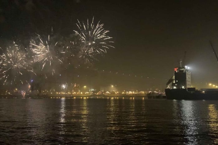 Lisboa: Nochevieja en velero