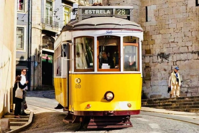 Lissabon: privérondleiding per tuktuk met fotostops