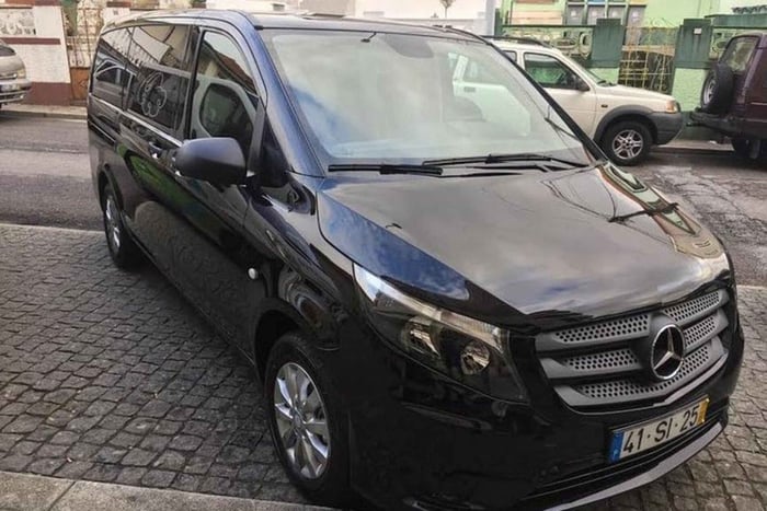 Transfert privé de l'aéroport de Lisbonne aux hôtels de Lisbonne