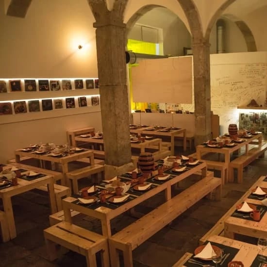 Associação: Diner in Lissabon - Portugese Live Muziek - Fado Show