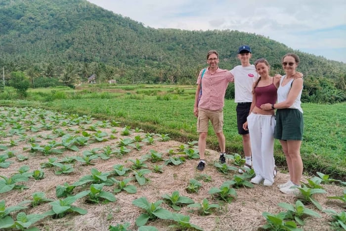 Gangga Village Walking Tour & Kertagangga Waterfall Lombok