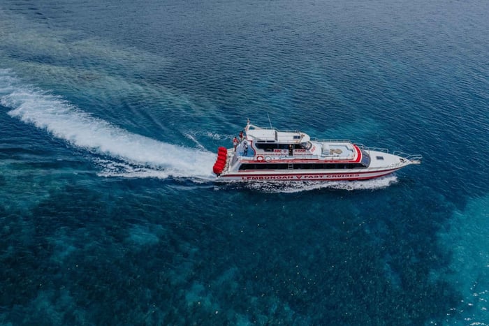 Gili Islands/Lombok: Fast Boat to Bali & Nusa Penida