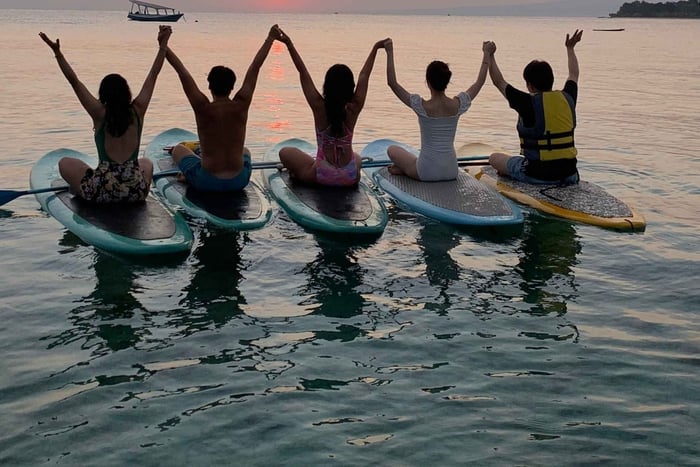 Gili Trawangan: het beste peddelsurfen bij zonsopgang met droneshoot