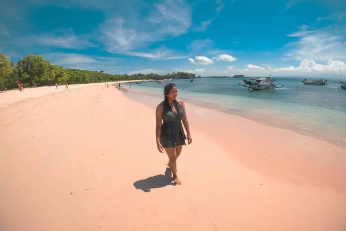 Lombok : Private Pink Beach & Exotic Gili Snorkeling Trip