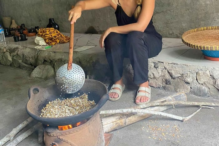 Lombok : visite culturelle Sasak avec poterie, tissage et café