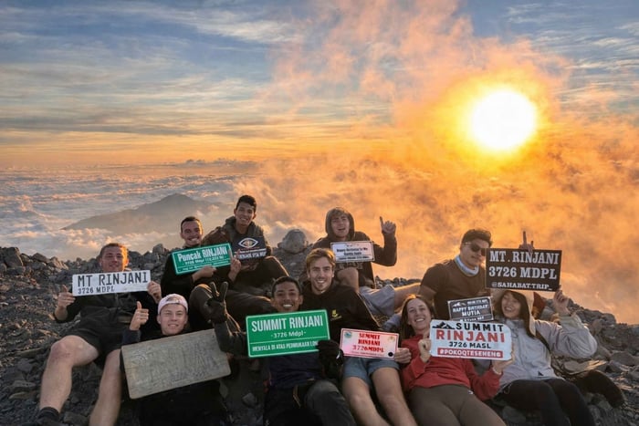 Mount Rinjani mit professionellem Guide und entspannender Nachricht