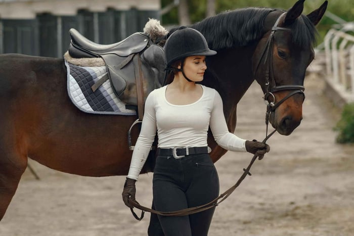 Tbilisi: Horseback Riding Across Open Meadows. Privat. 1-4⏱️