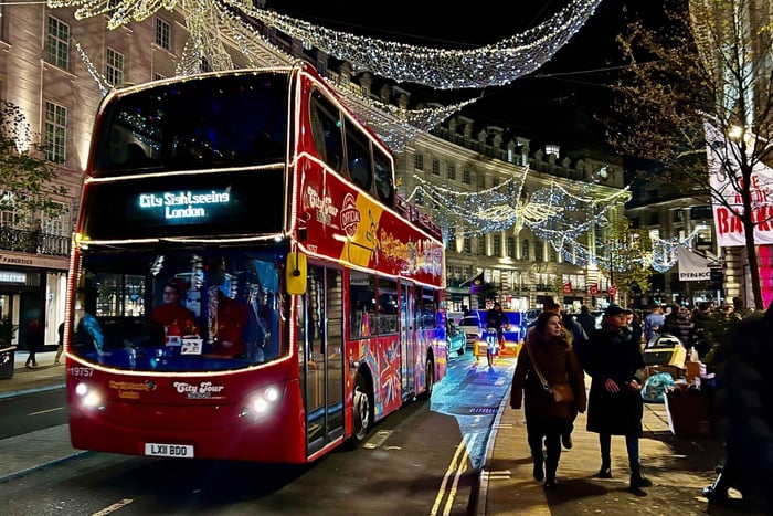 Londen: kerstverlichting sightseeingtour met open bus