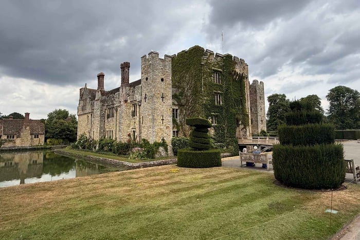 Kent: Henry VIII, Hever Castle & Chiddingstone Tudor Village