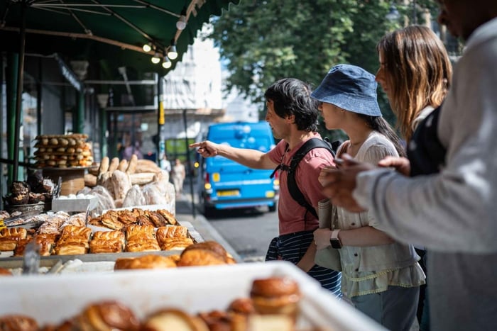 London: See 30+ Top Sights and Eat 8 British Foods Tour