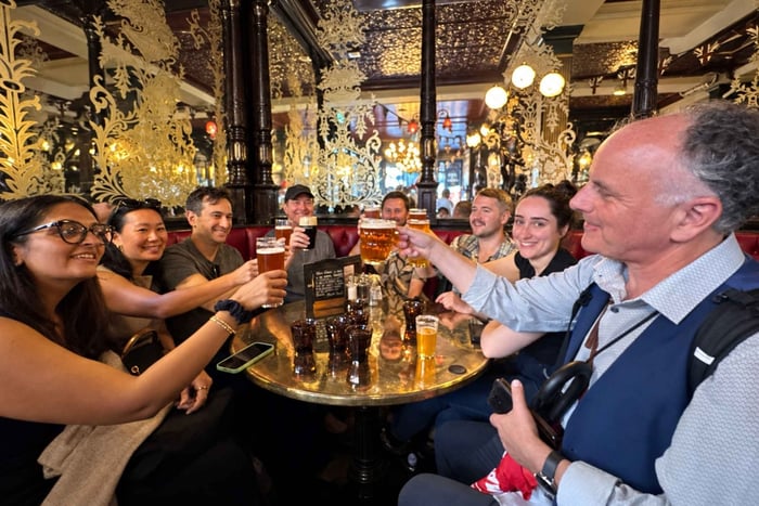 London's Covent Garden Historic Pub Tour