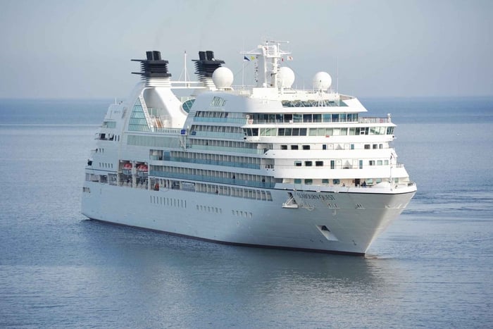Private Transfer: From Southampton Port to Gatwick Airport.