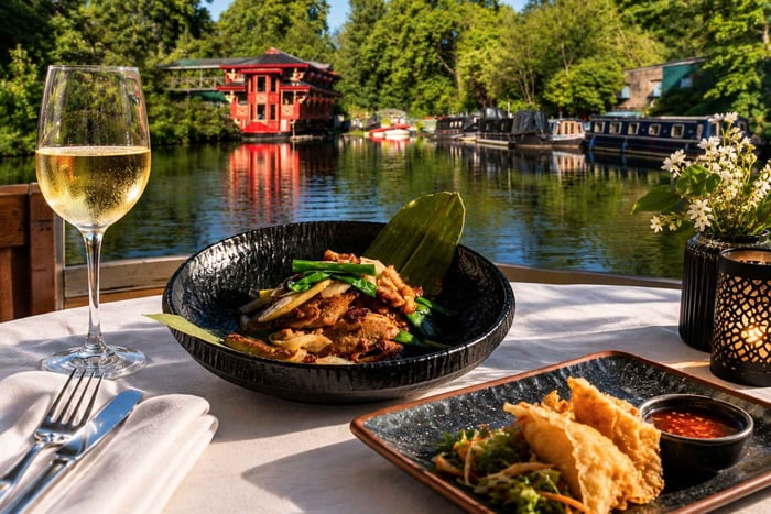 Regents Park Floating Restaurant Dining Experience