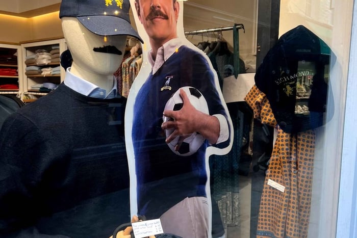 Ted Lasso inspelningsplatser: Mycket liten grupp