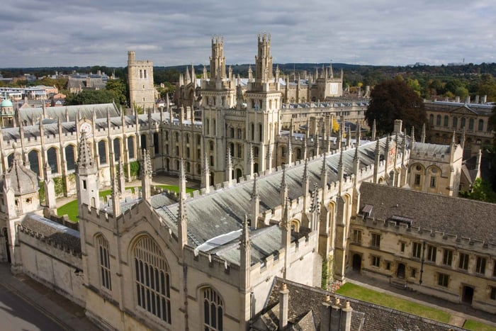 Dagstur til Oxford, Stratford, Cotswolds og Warwick