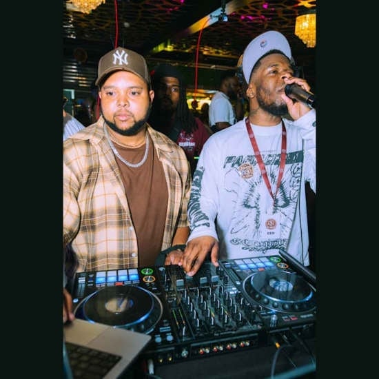 MIXTAPE PRESENTA: DJ KayThreee + DJ Natz B