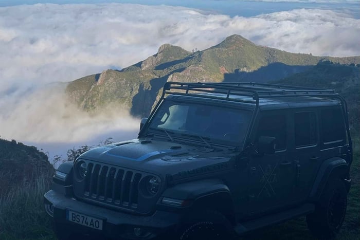 Fanal Forest, Seixal Beach & Porto Moniz Jeep Tour