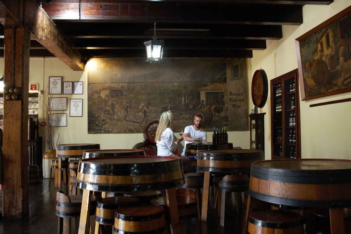 Funchal : visite guidée du domaine viticole H.M. Borges avec dégustation de vin