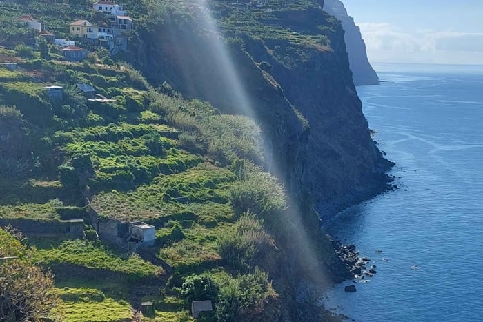 Funchal: off-road jeeptour op het eiland Madeira met zwemstop