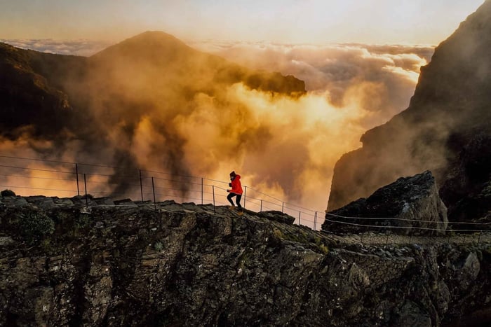 Funchal: wandeltocht bij zonsopgang naar Pico do Arieiro en Pico Ruivo, inclusief transfer