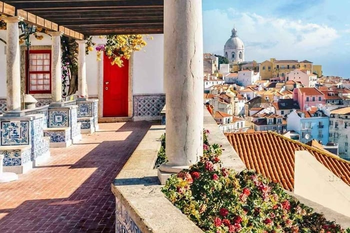Lisbon Icons: Belém, Old Town & Cristo Rei