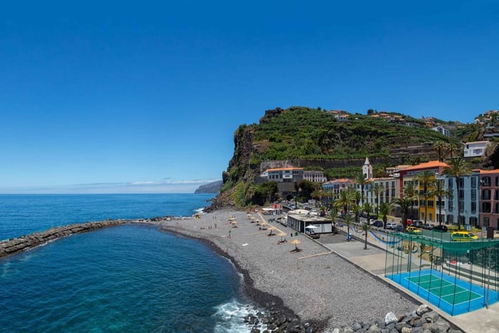 Madeira: Banana Museum Experience & Ponta do Pargo Jeep Tour