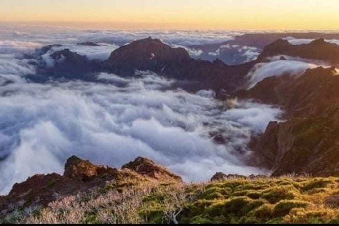 Wanderung zum Sonnenuntergang auf dem Pico Ruivo mit Transfer