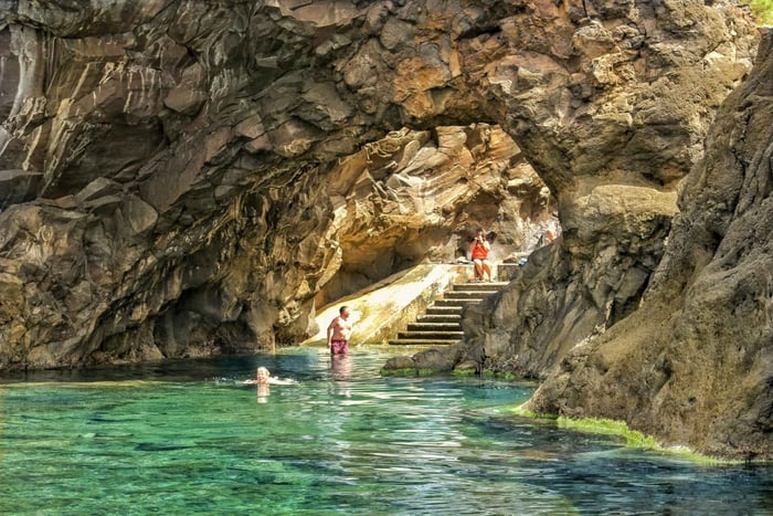 Funchal: Fortryllende terrasser, Porto do Moniz og Fanal 4WD-tur