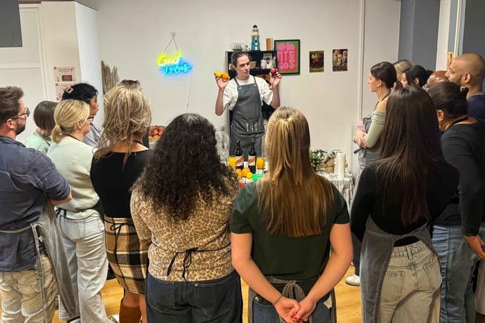 Sentrum av Madrid: Sangría-kurs og smaking med lokal ost