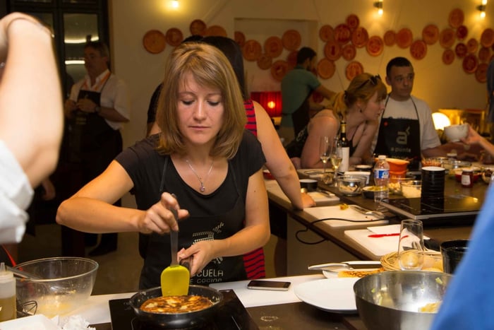 Madrid: Clase de cocina de 2,5 horas con 10 tapas