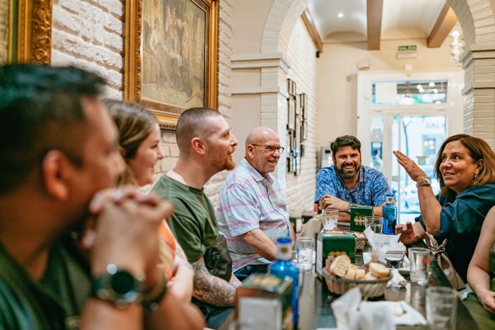 Madrid: tour enogastronomico con 10 tapas e 4 bevande incluse