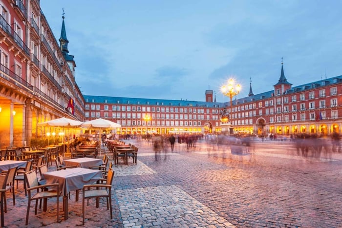 Visite privée à pied de Madrid : un voyage gastronomique