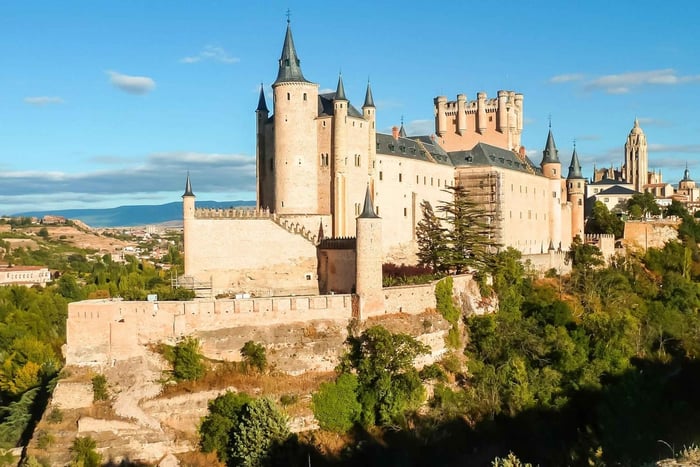 Madrid: Segovia en Toledo tour, Alcazar en kathedraal