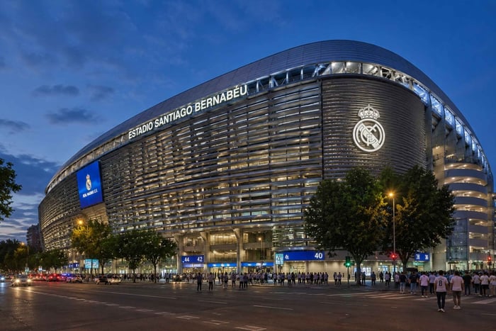 Visita privata allo Stadio Santiago Bernabéu con guida esperta d'arte