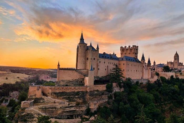 Au départ de Madrid : Visite privée d'Avila, Ségovie et Tolède
