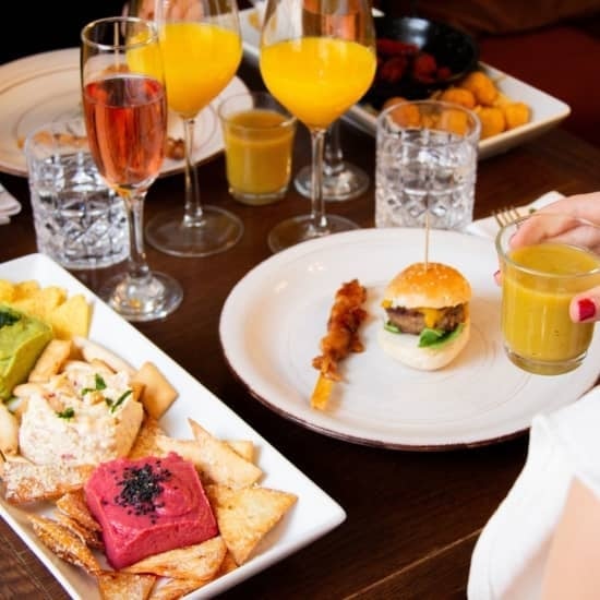 Casa Suecia: Bubble Brunch con opzione di cocktail e DJ