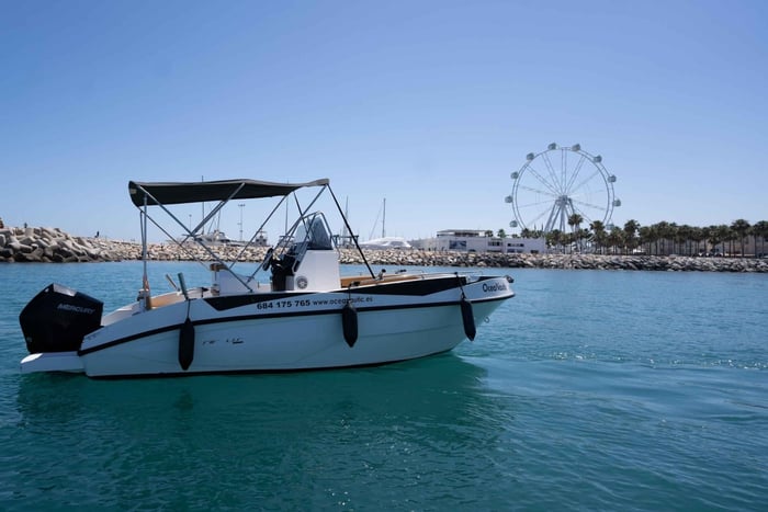 Benalmadena: Boat Rental in Malaga for hours