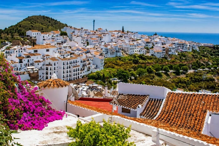 From Málaga: Frigiliana and Axarquía Half-Day Tour