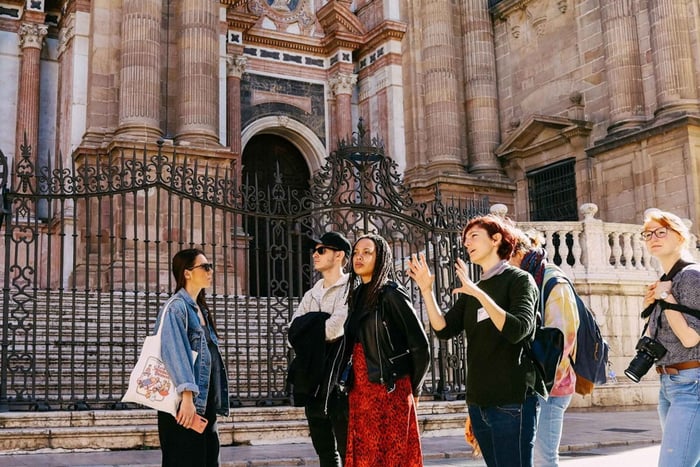 Málaga: Highlights, Old Town & Viewpoint Walking Tour