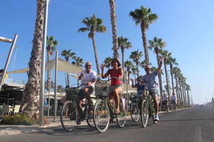 Malaga La Bella Coast Bike Tour