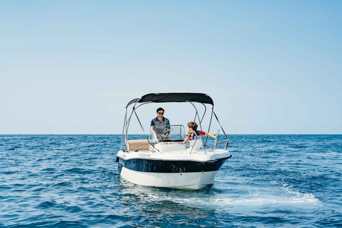 Malaga: License-free Boat Rental for Dolphin Watching