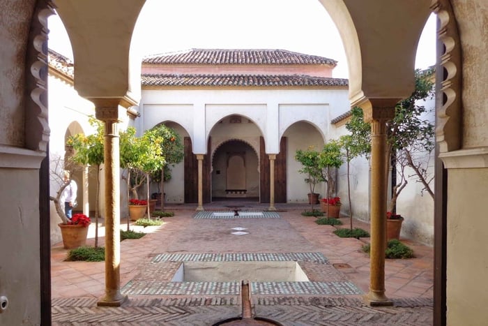 Malaga: Roman Theater and Alcazaba of Malaga Guided Tour