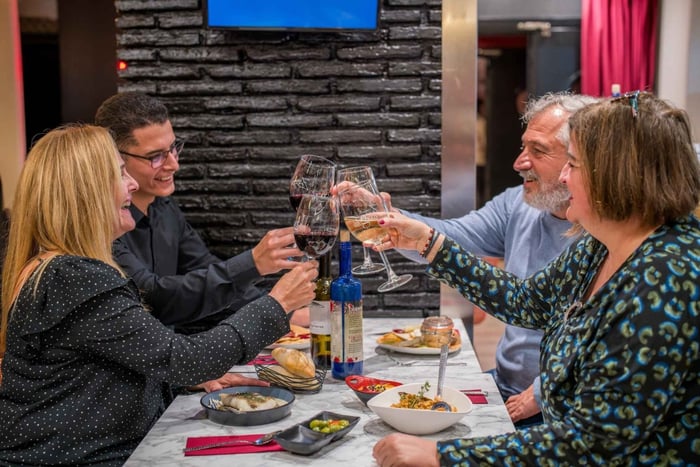 Malaga: Show and Food at Alegría Flamenco and Restaurant