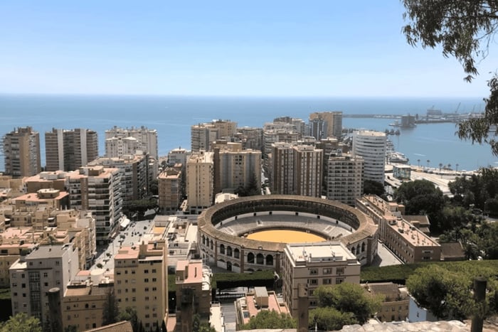 Torremolinos: Malaga Walking Tour with Hotel Pickup + Gift